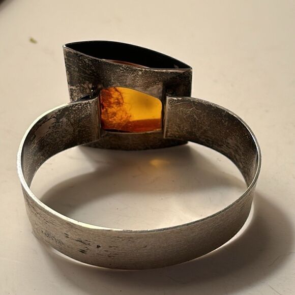 Sterling Silver and Baltic Amber Square Cuff Bracelet with Hinge Clasp - Picture 4 of 7
